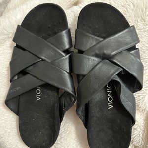 Vionic Sandals - size 10